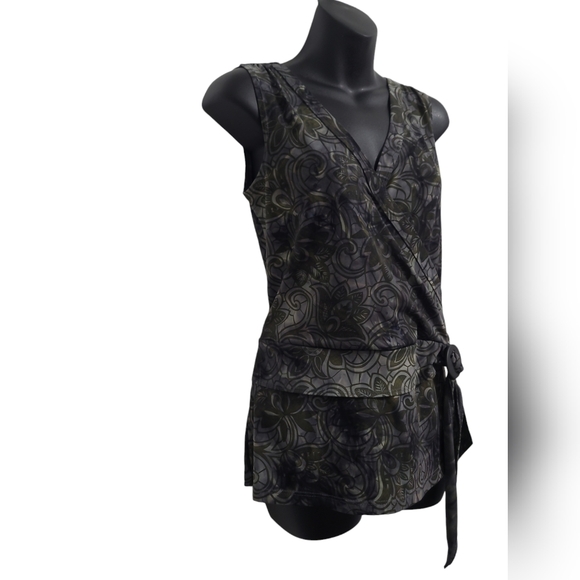 2 FOR💲1️⃣ Reitmans Green/Grey Paisley Floral Print Faux Wrap Sleeveless Blouse - Picture 6 of 11